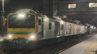 E493系オク02編成+C61 20+オヤ12-1 OM入場配給(配9940M) 神保原駅到着シーン