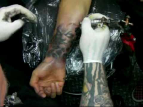 Paul Booth Tattooing at Kevin's Tattoo Studio