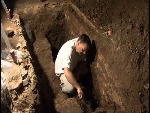 Video: Waar Vrijwilligerswerk Doen Voor Archeologische Opgravingen