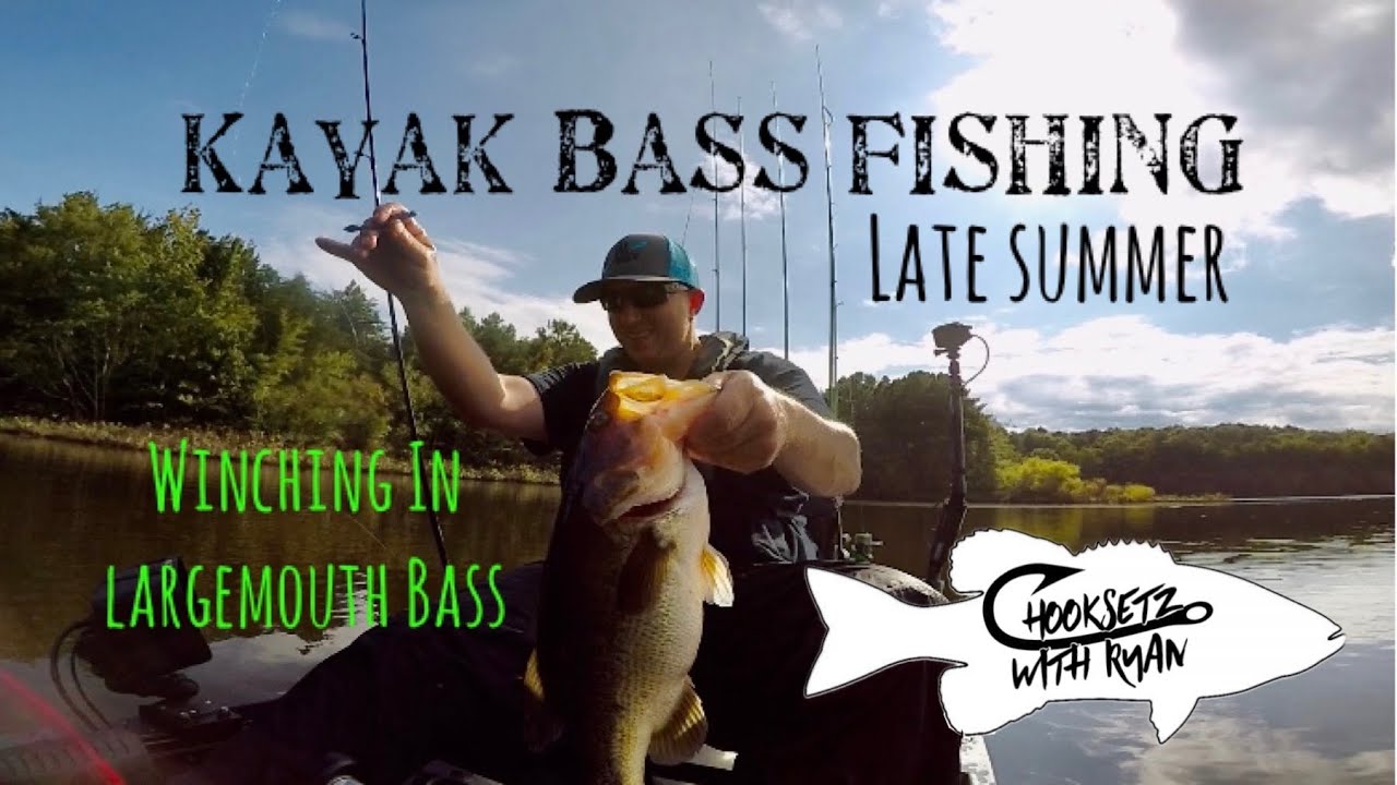 Kayak Bass fishing /Catching Largemouth Bass Late Summer 