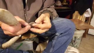 558 - Small Barbed And Tanged Arrowhead 1/2