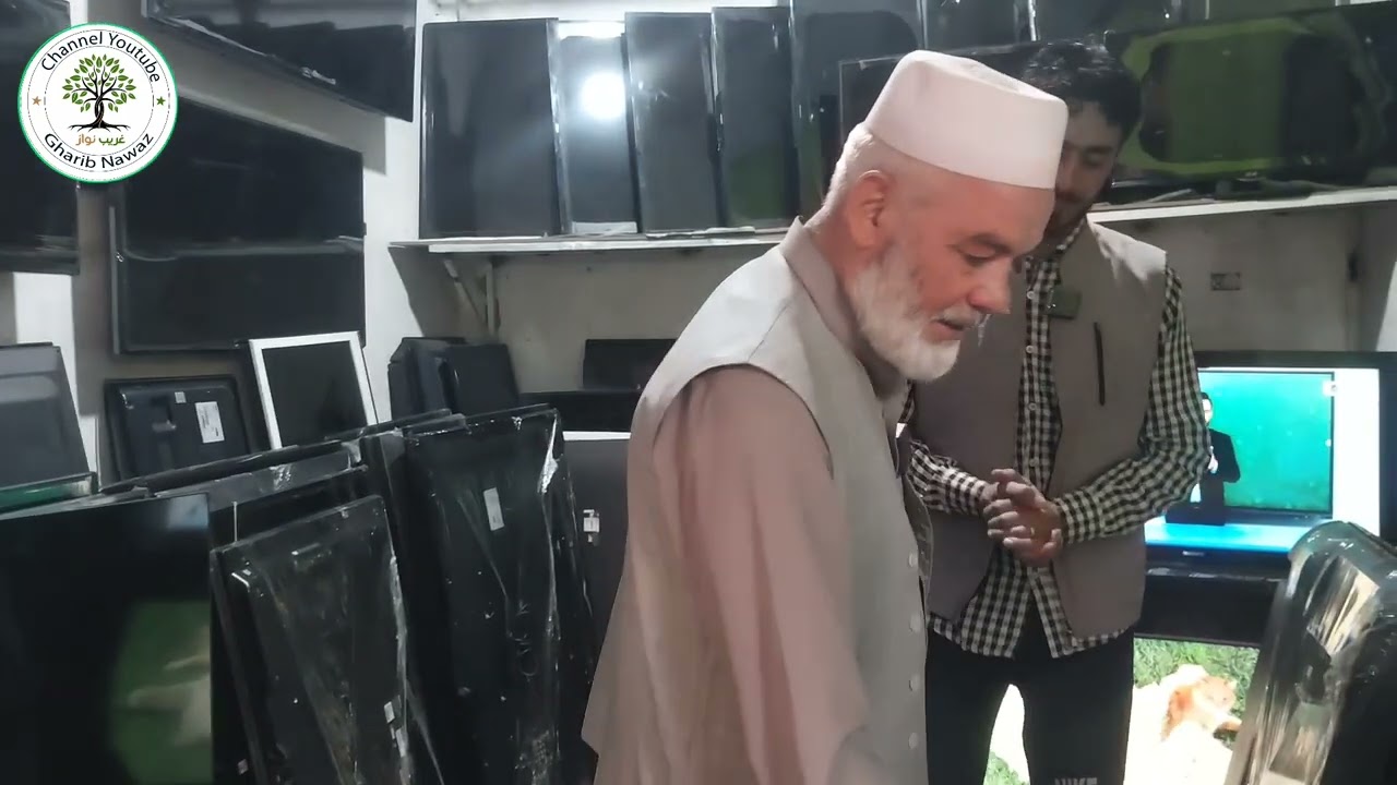 گزارش محمد ربیع غفوری از تلوزیون فروشی با 2500 افغانی در هر مودل  ،  اینج و بهترین برندهای جهانی 