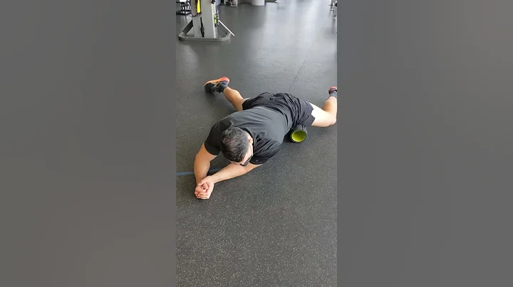 Foam Roll: Adductors