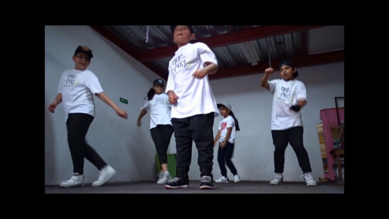 Charko Vega Hip hop dance alumnos del centro cultural Tibiri