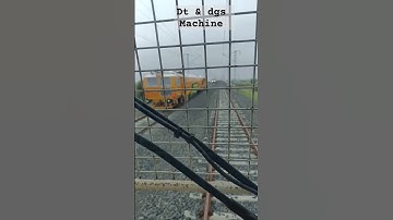 dynamic tempting express 09 3X working down line #indianrailways #dfccil #plasserindia