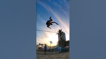 Trickline com @PedroRafaelMarquesslackr Pt.3 #slackline #tricks #shorts #flip