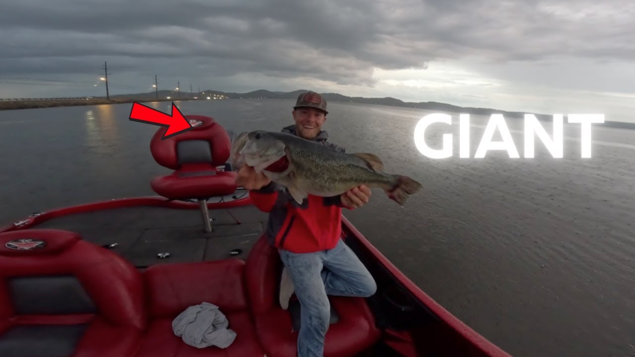 Bass Fishing Lake Guntersville May 8, 2025