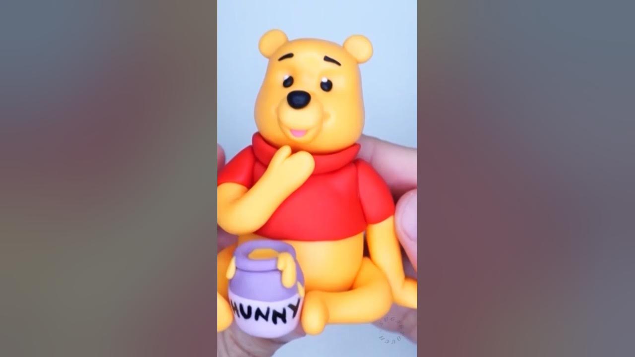 Winnie The Pooh Theme fondant cake topper 