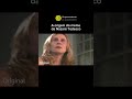 Meme da Nazaré (Confused Math Woman)