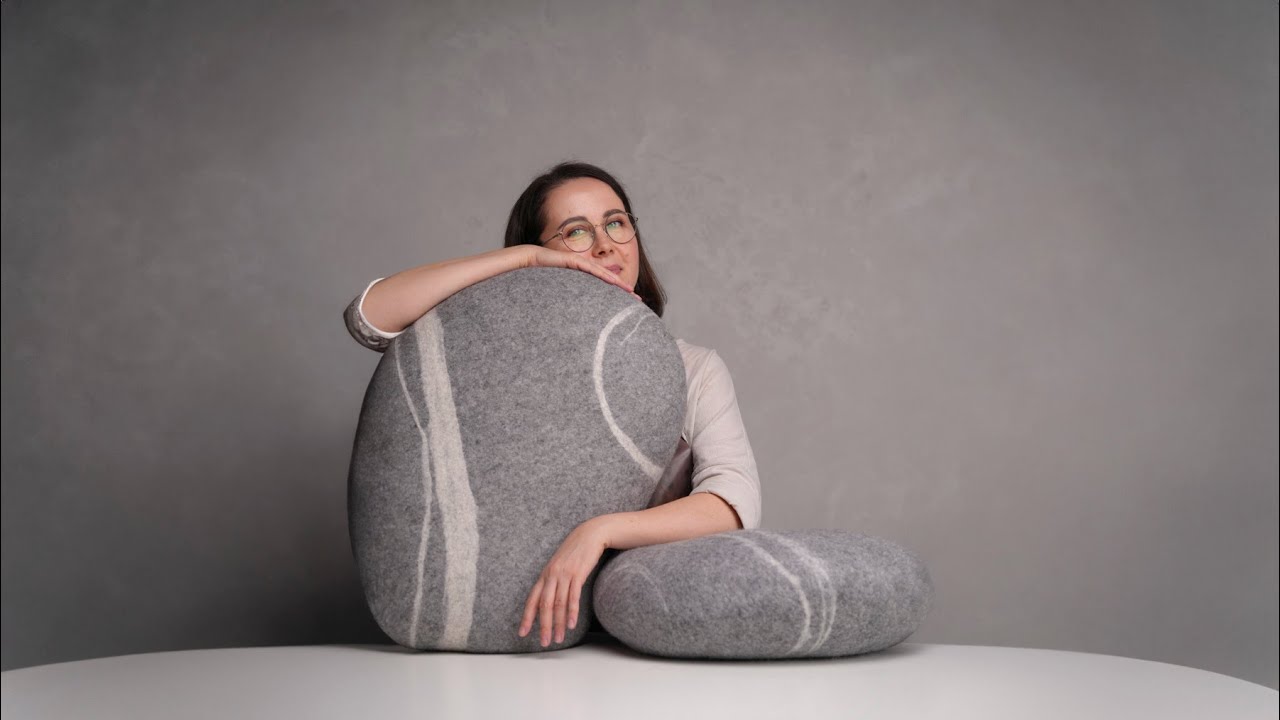 Creating a Stone Puff with Wet Felting – Watch the Process!