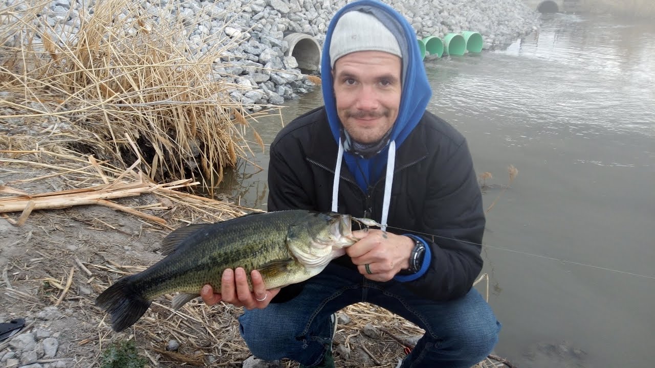 Ripon largemouth bass that had red lips! #fishing #utahlake #6thsense #utah #fishnfairways