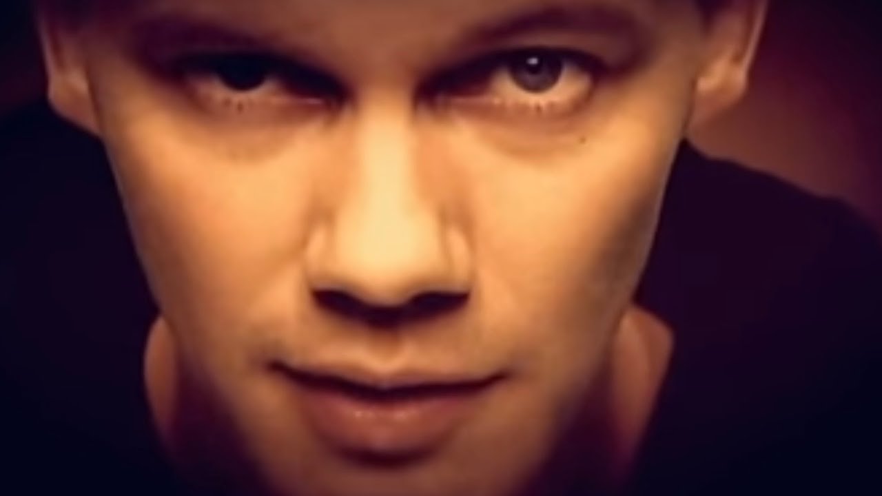 Just Jack - Starz In Their Eyes (Official Music Video) akkoorden