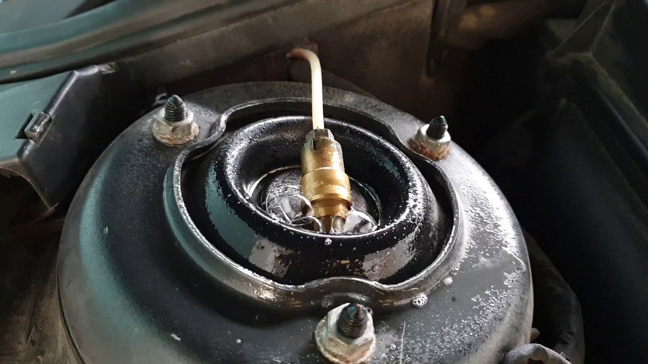 W220 Airmatic leak - YouTube