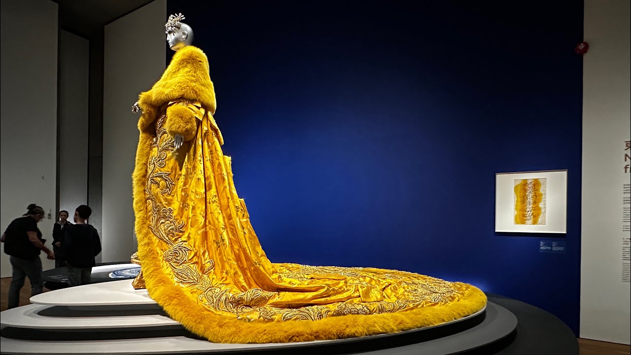 Guo Pei: Fashioning Imagination|郭培: 藝想天開|M+ 特別展覽 - YouTube