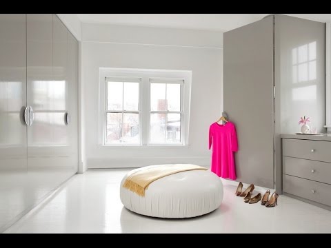 Video: Armario Columpio En El Dormitorio (18 Fotos): Opciones De Muebles Con Puertas Batientes