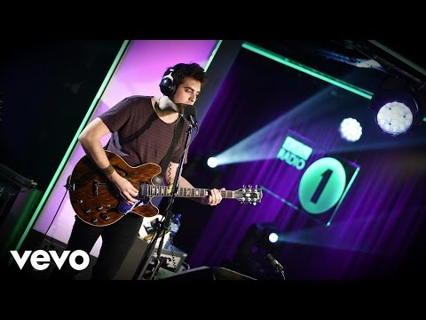 Circa Waves - Fire That Burns in the Live Lounge