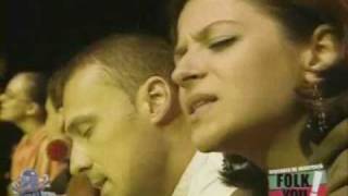 Video thumbnail of "Magda Puskas - Si totusi exista iubire"