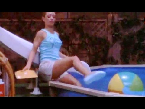 Leah Remini / Big Booty In Sweat Pants | Doovi