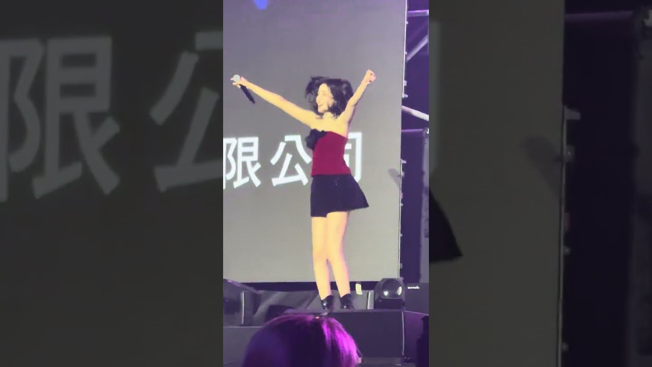 스테이씨  윤 ‘Bubble’(STAYC YOON Fancam) 2026跨年演唱 20251231