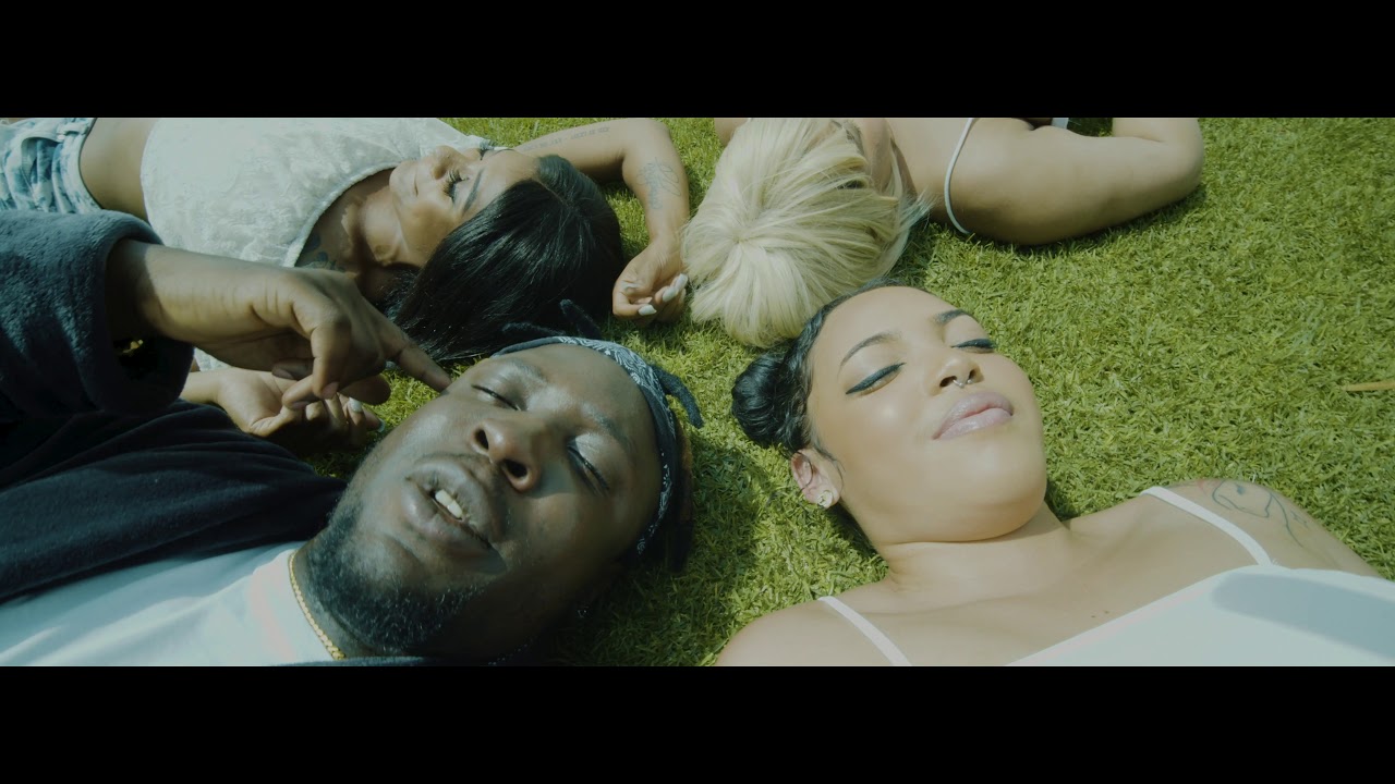 Obejrzyj Khalee Ali - Summertime (Official Video ) w YouTube Obejrzyj Khalee Ali - Summertime (Official Video ) w YouTube