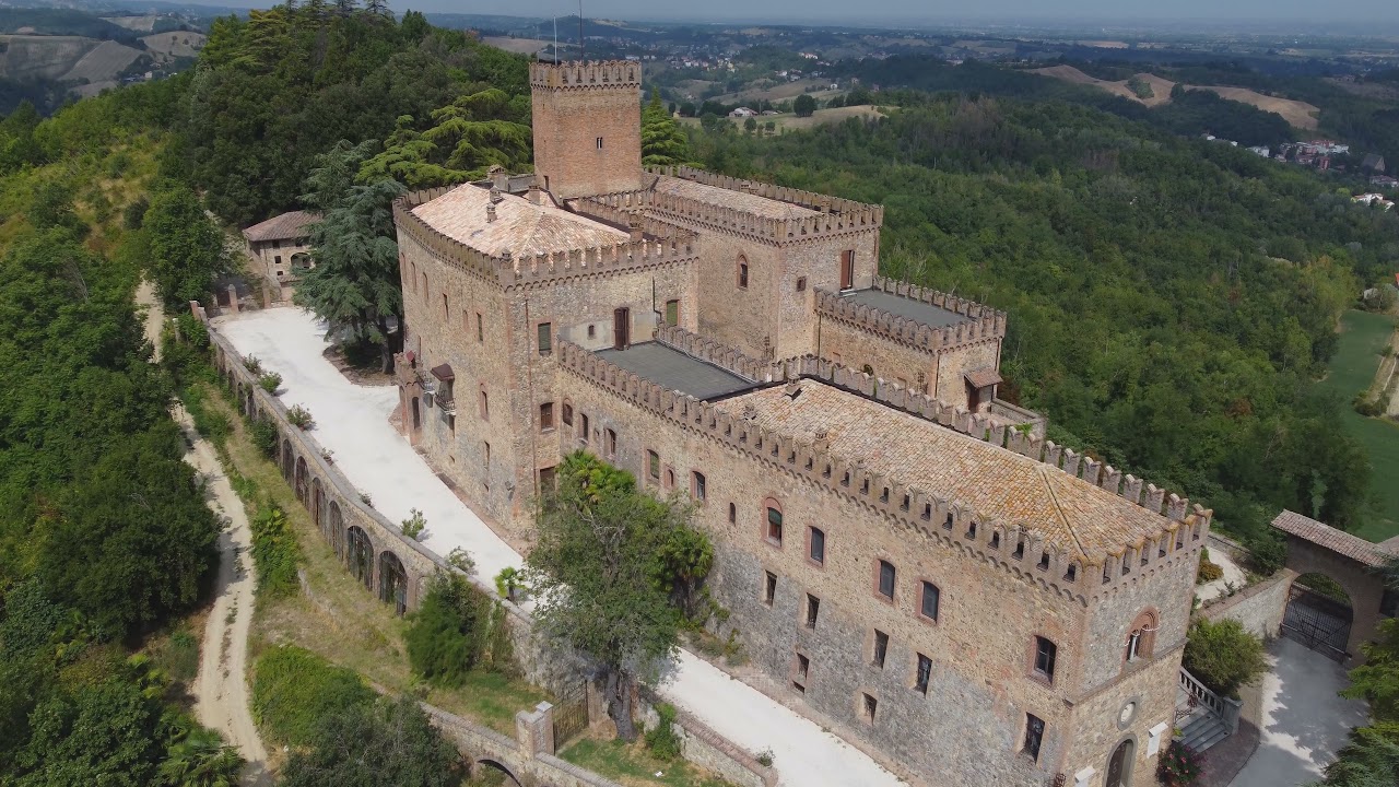 Tabiano Castello - panorama drone