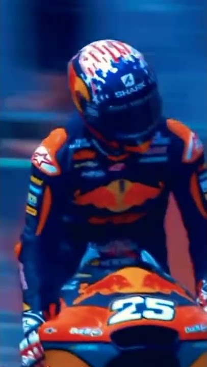 Motogp angkat ban depan ke finish
