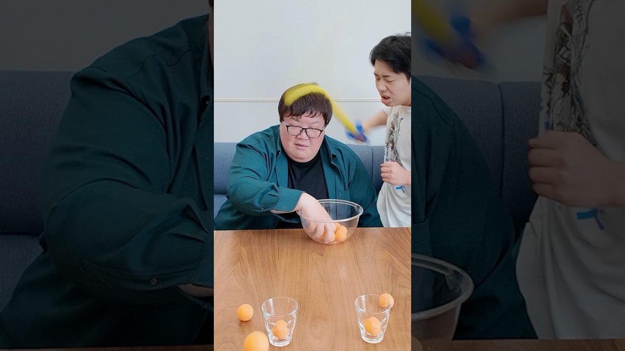 【入れたら交代?!】入れるまで永遠に叩かれる過酷ゲームwww
