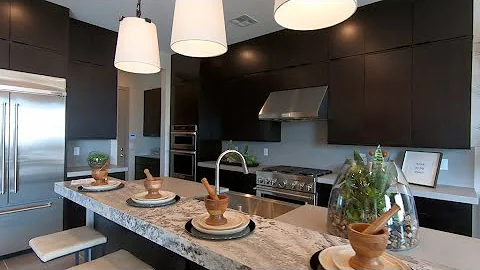 Toll Brothers Single Story Contemporary $660K+, 2011 Sqft, 3BD, 3BA, 2GR. Home For Sale Las Vegas