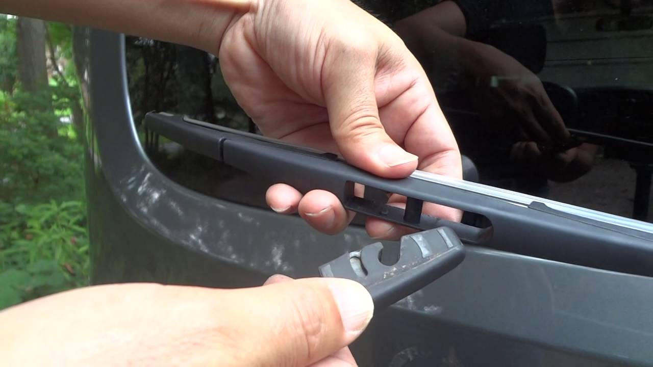 Rear Windshield Wiper >> Nissan Cube Rear Wiper replacement.. So easy^^ - YouTube Rear Windshield Wiper >> Nissan Cube Rear Wiper replacement.. So easy^^ - YouTube