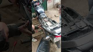 super Splendor back light bulb problem!!Rashid auto service!!#shortsfeed #shortsviral #mechanic