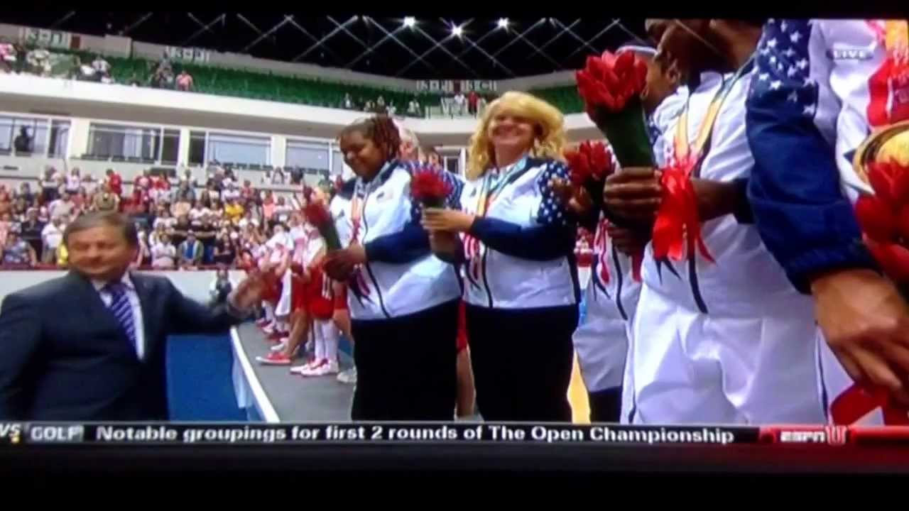 2013 Shoni schimmel gets gold medal - YouTube
