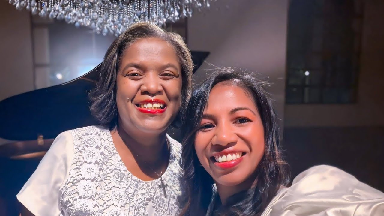 Nampiakarinao aho Jesosy | CMJ ft. Mialy Rakotomamonjy | Hira Fiderana Malagasy 