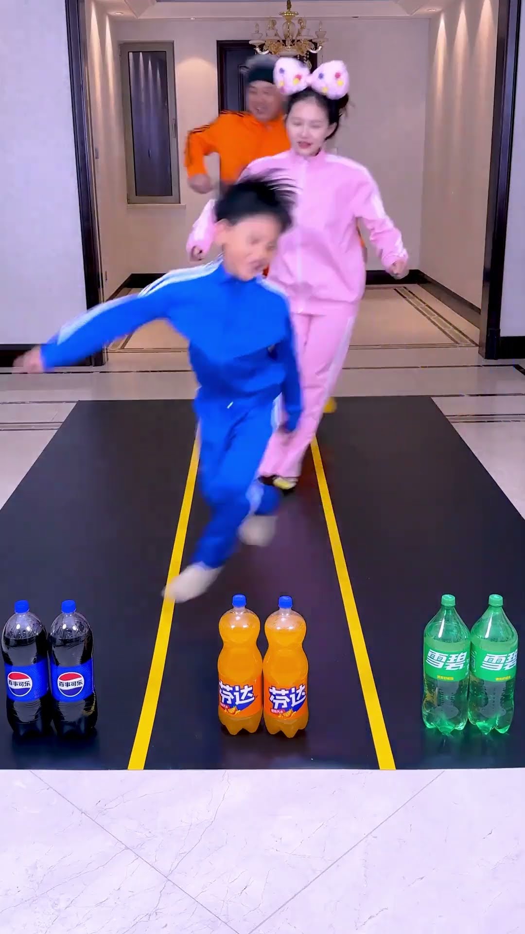 Reaction Challenge, It Really Tests One's Iq#Funnyfamily #Partygames #Shorts #Challenge #Funny
