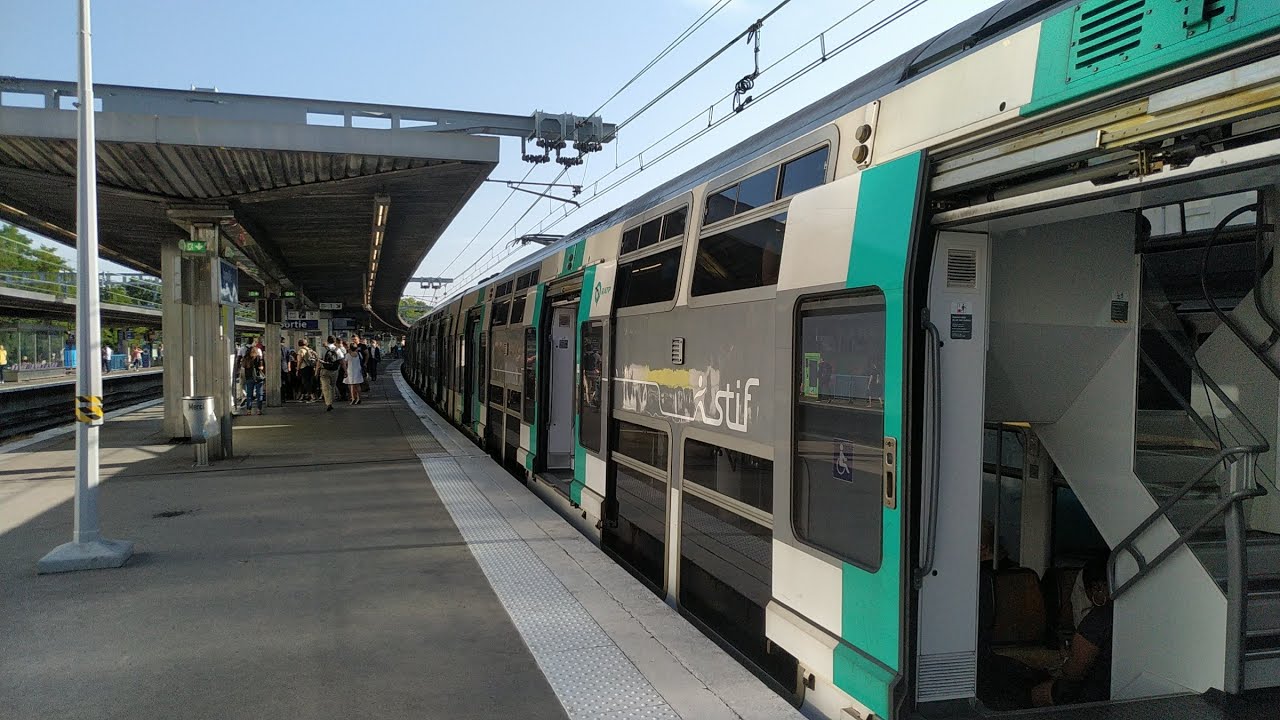 RERA MI09 STIF en gare de JoinvillelePont YouTube RERA MI09 STIF en gare de JoinvillelePont YouTube