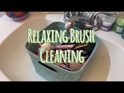 Cleaning My Makeup