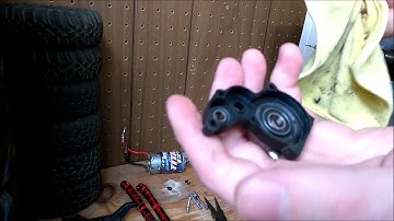 Replacing SCX10/SMT10 transmission gears with metal ones