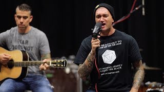 Video voorbeeld van "New Found Glory - My Friends Over You (Acoustic)"