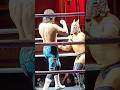 Joe Alonzo with the early takedown #luchalibre #cmll