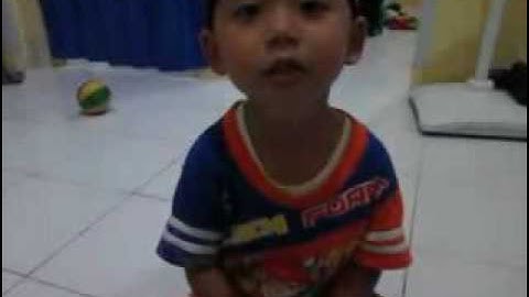 تلاوة سورة الإخلاص بصوت الطفل الماليزي عبدالله علوان