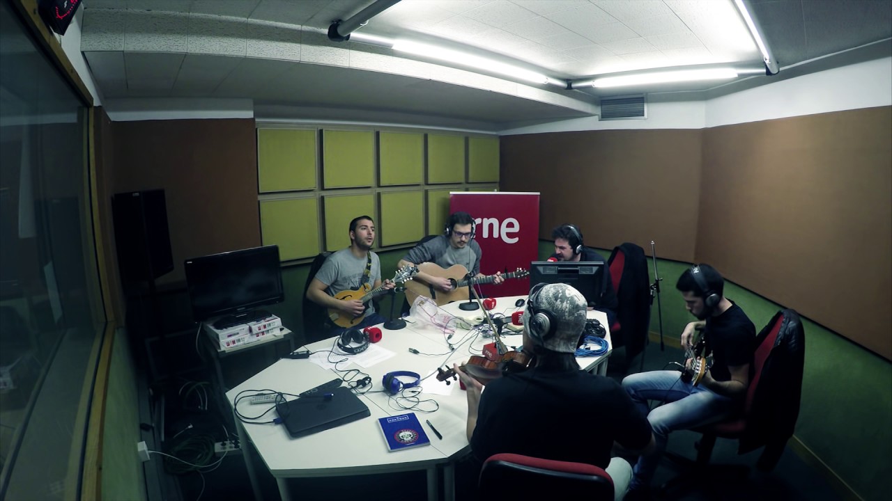 Seguir en Pie    (Live Acustic) 13Krauss RNE (2016)