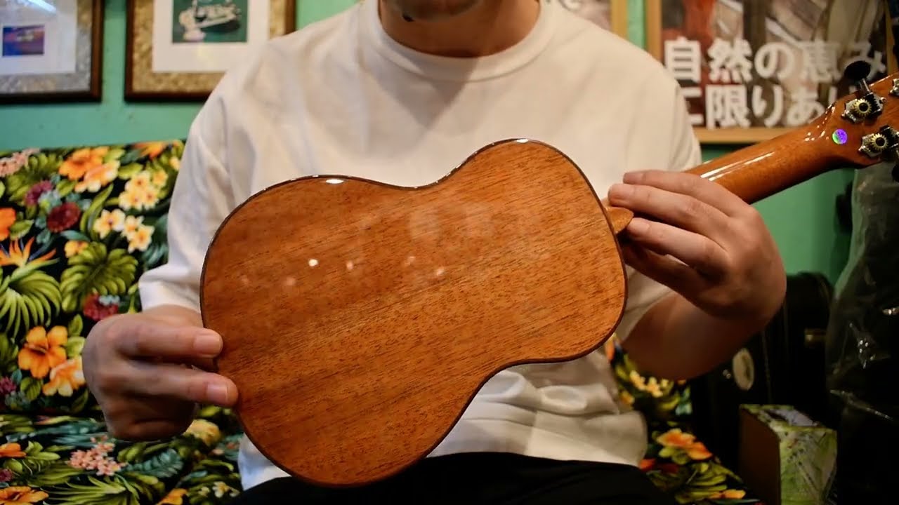 NEW/DCT DUS-600M Soprano@ukuleleshoptantan - YouTube