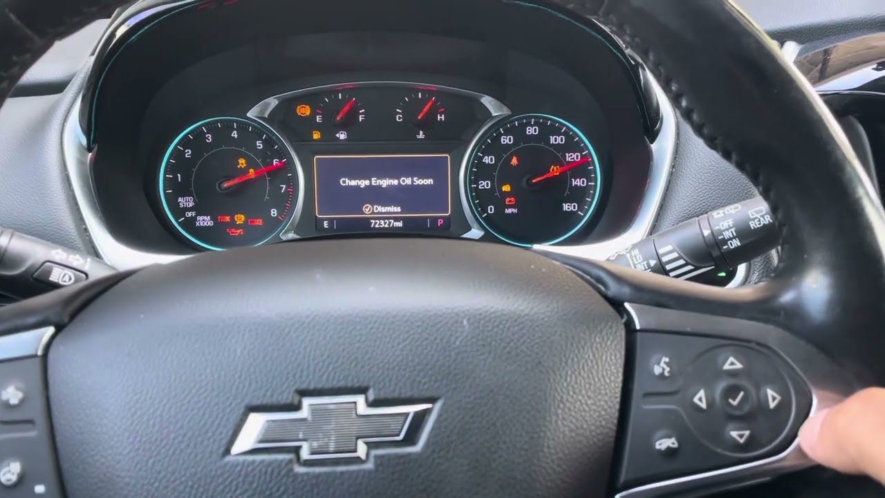 2020 Chevrolet Traverse oil maintenance light reset