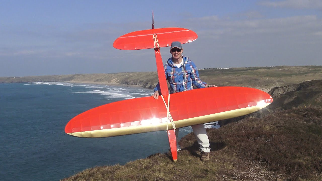 Leprechaun. Flying in 12-14 mph winds slightly across the slope.