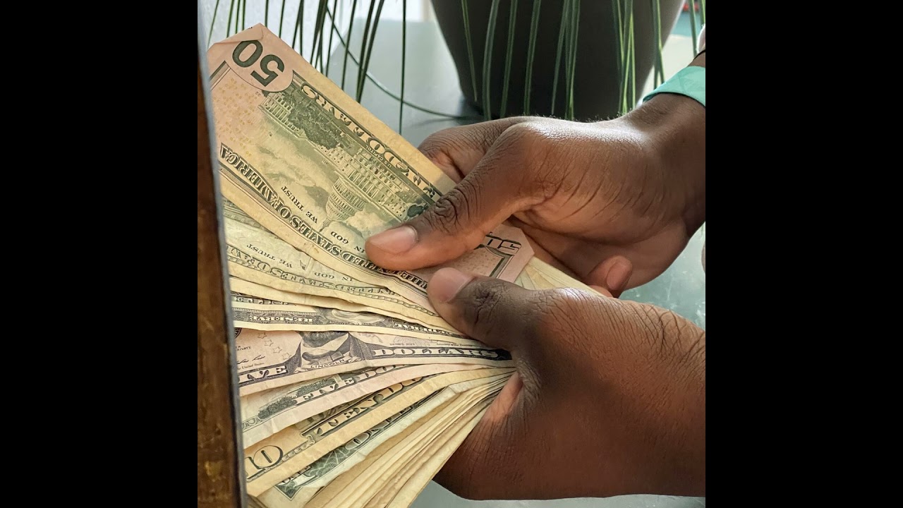 Eps 15 - Can past money patterns affect future money moves?