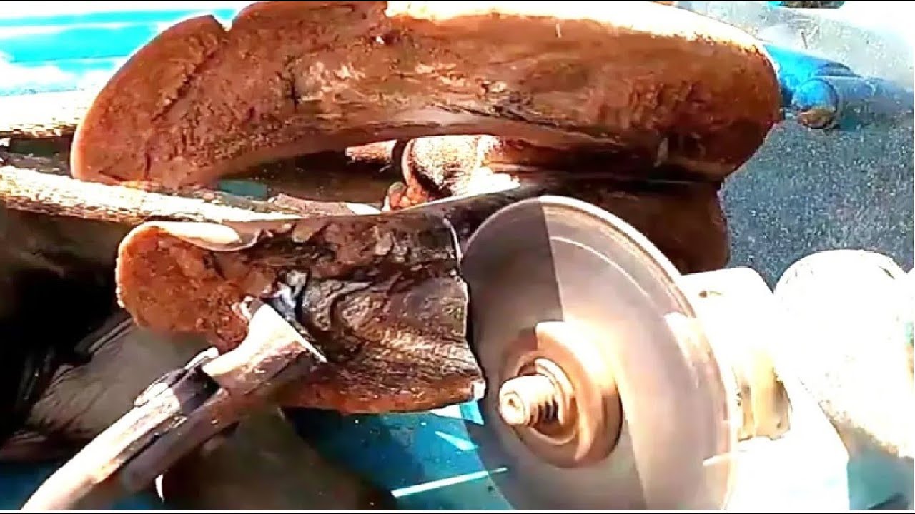 He was on his knees due to so much pain...