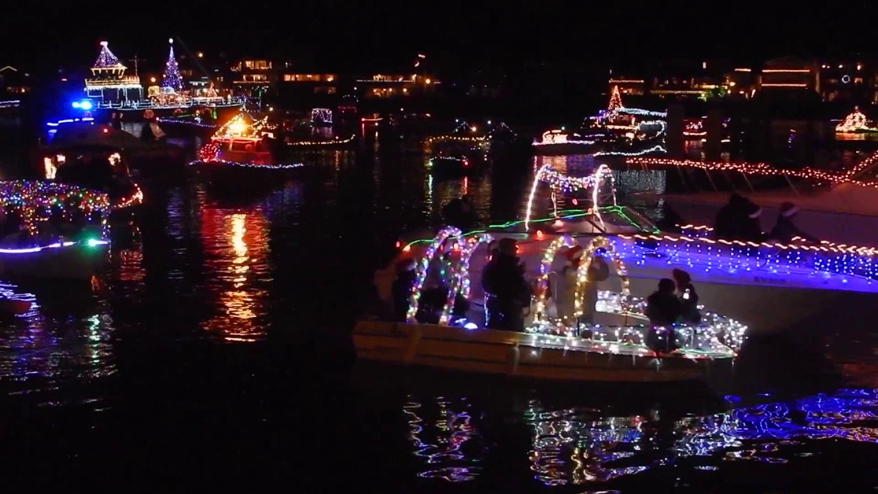 2016 Holiday Small Boat Parade in Naples, Long Beach (2/2) YouTube