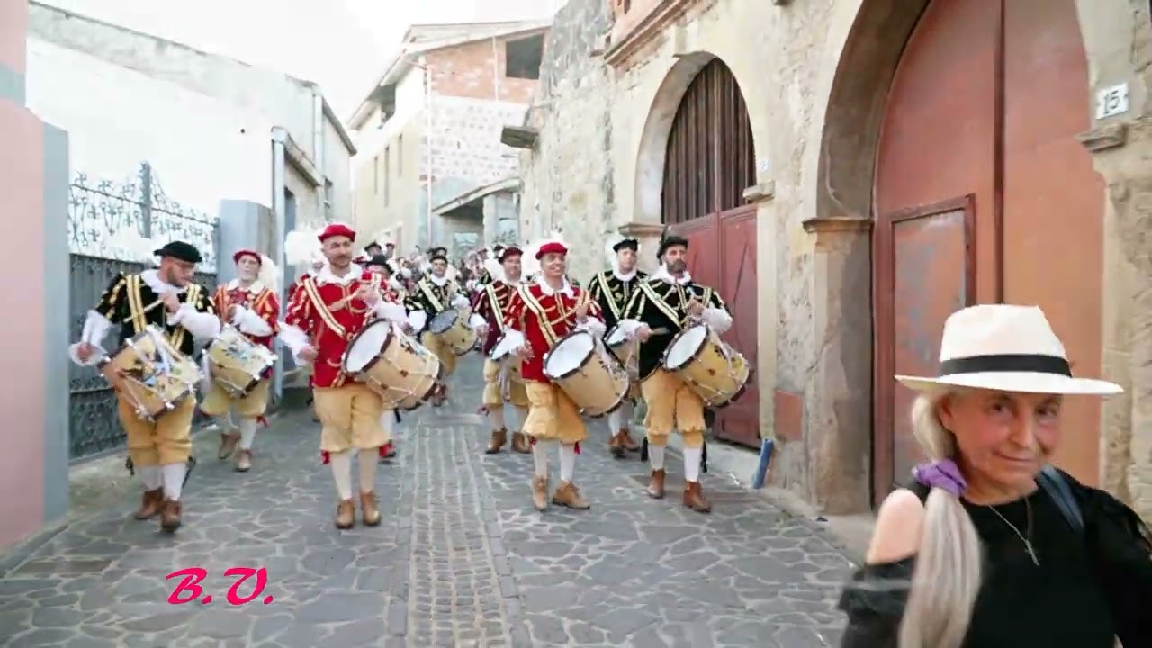 Tamburini e trombettieri di Oristano Sagra del pane Villaurbana 30 10 2022
