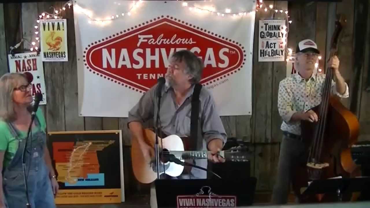 americana salon Michael Kelsh: 