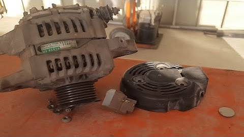how to replace carbon brush in alternator  | carbon  dalne ka asan tariqa | battery charging light
