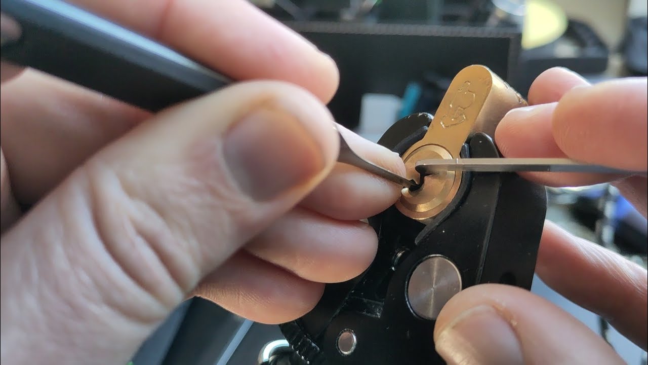 Lucznik LC (8 trap pins) picked 360 and gutted